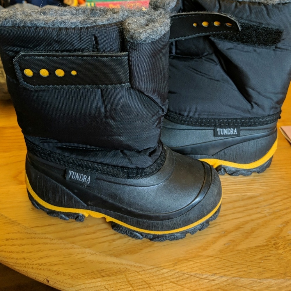 Toddler snow boots